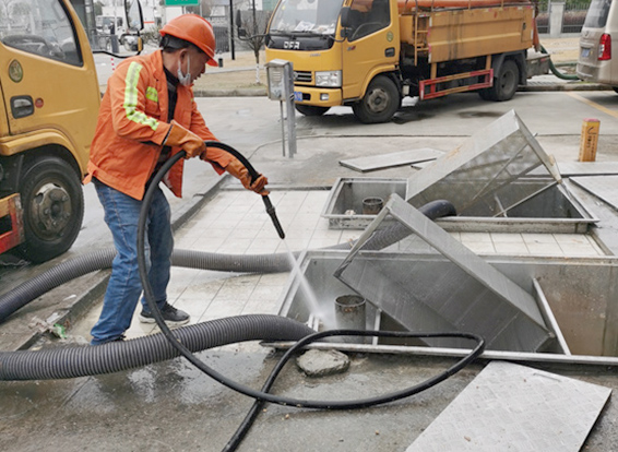 军垦路街道隔油池清理